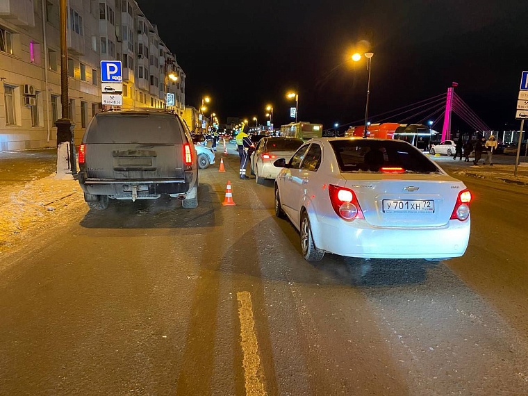 В центре Тюмени ночью прошла сплошная проверка водителей на трезвость