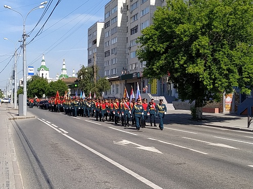 Выпускникам ТВВИКУ вручают дипломы: где в Тюмени перекроют улицы