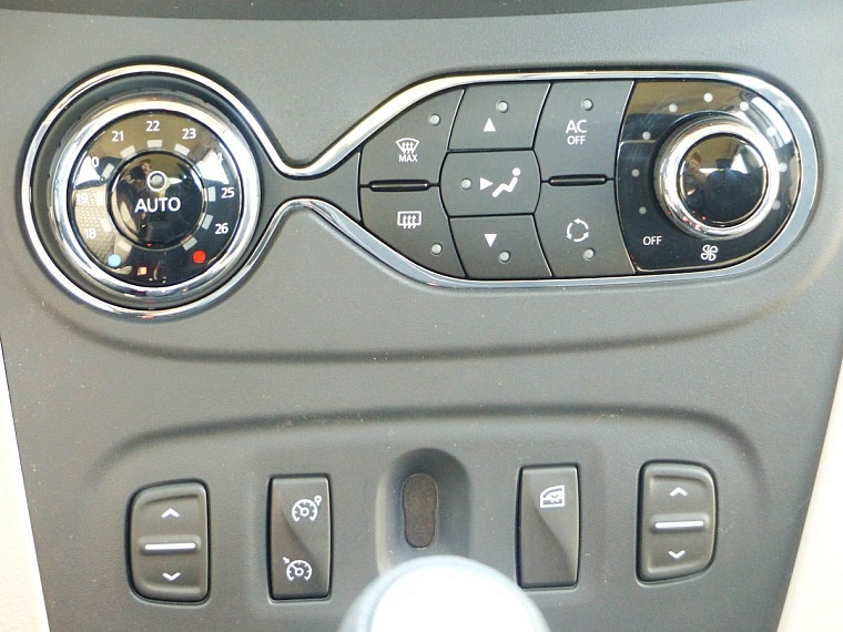 В новый Renault Logan добавили климат и круиз-контроль