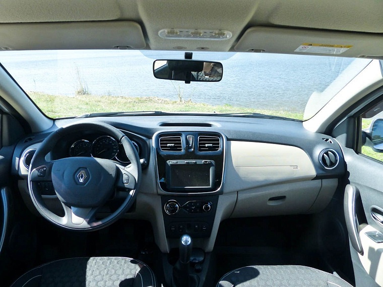 В новый Renault Logan добавили климат и круиз-контроль
