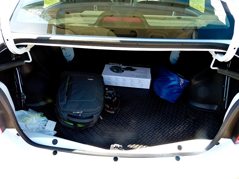 В новый Renault Logan добавили климат и круиз-контроль