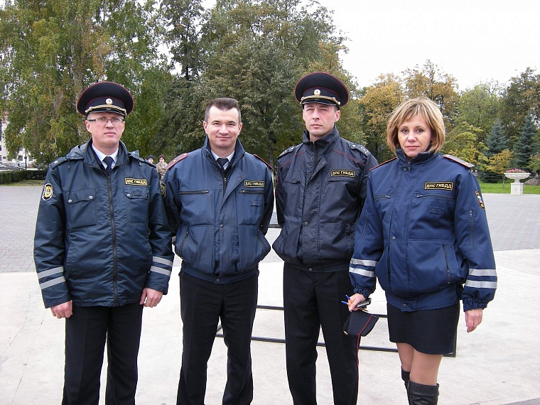 Многонациональный флешмоб за безопасность на дорогах прошел в Тюмени