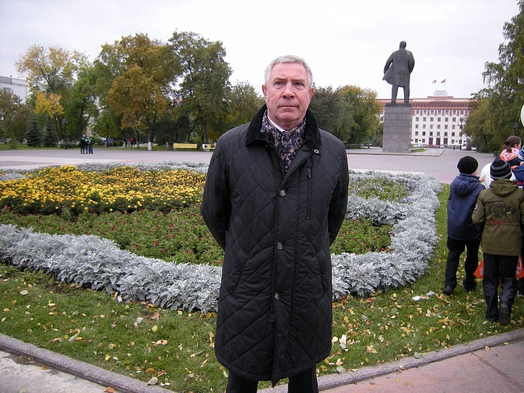 Многонациональный флешмоб за безопасность на дорогах прошел в Тюмени