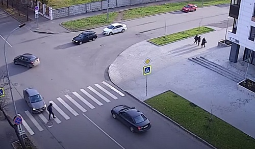 Для безопасности пешеходов в ПДД не хватает одной фразы