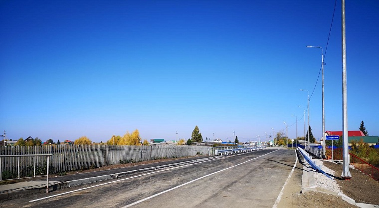 Строители завершили ремонт моста на дороге Заводоуковск - Упорово