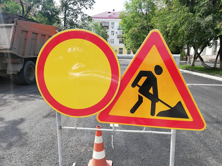 В центре Тюмени продлили перекрытие двух дорог из-за капремонта на теплосетях