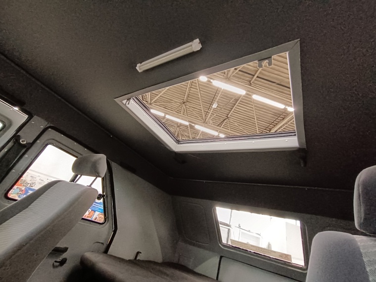 Сладковский "Хакер": в сельской глубинке создали снегоболотоход с пластиковым кузовом