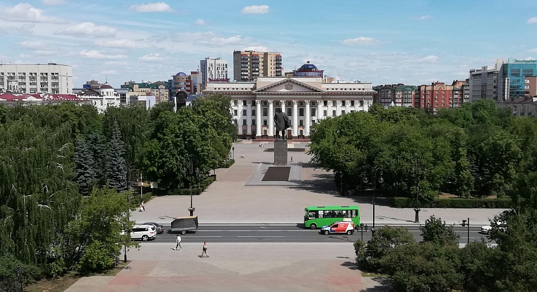 Центр Тюмени перекроют из-за выпускного в ТИУ