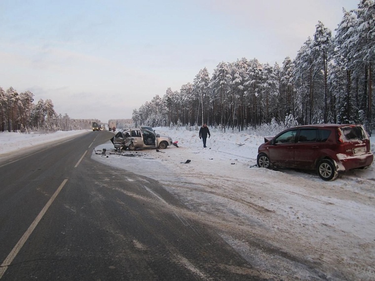 Бордюр проткнул автомобиль и смертельно ранил пассажирку