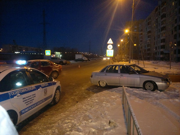 Бордюр проткнул автомобиль и смертельно ранил пассажирку