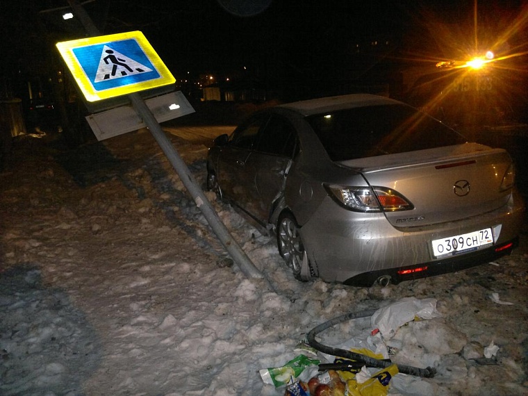 Бордюр проткнул автомобиль и смертельно ранил пассажирку