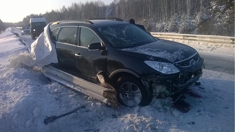 Бордюр проткнул автомобиль и смертельно ранил пассажирку