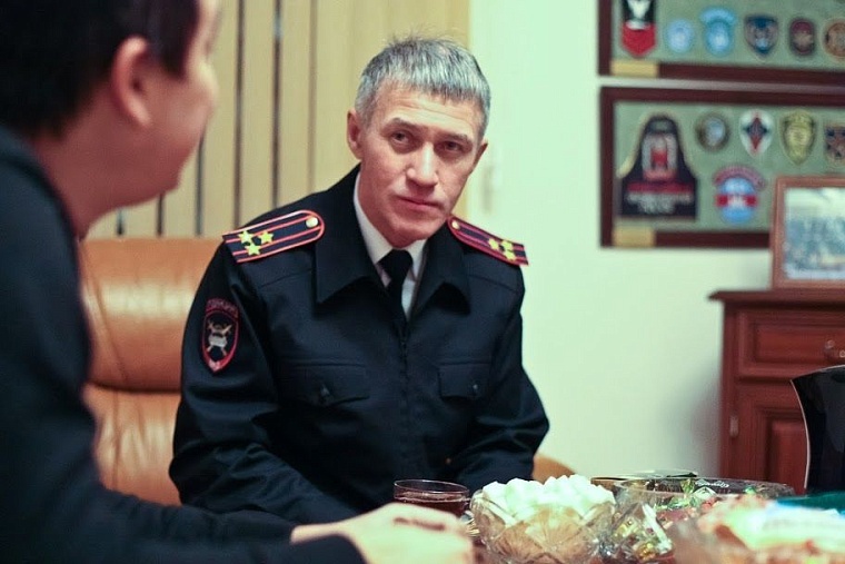 Экс-начальник ГИБДД Тюменской области Геннадий Лоточкин отмечает 60-летний юбилей