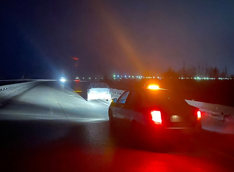 Каких поломок на трассе в морозы следует опасаться тюменским водителям