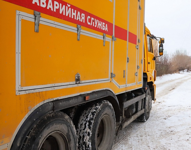 В Тюмени закроют улицу Немцова из-за засоренного коллектора