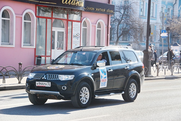 Участники автопробега в честь легендарных советских разведчиков проедут 1,5 тыс. км