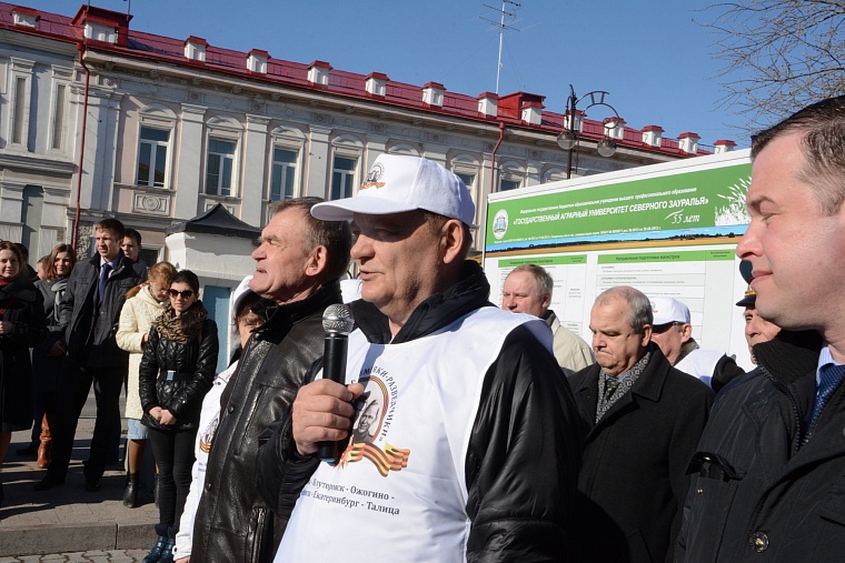 Участники автопробега в честь легендарных советских разведчиков проедут 1,5 тыс. км