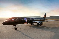 Тюменцам представили черный "Боинг 757"