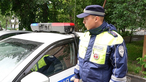 На вооружении тюменской ГАИ появился мобильный "Кибер-шериф"