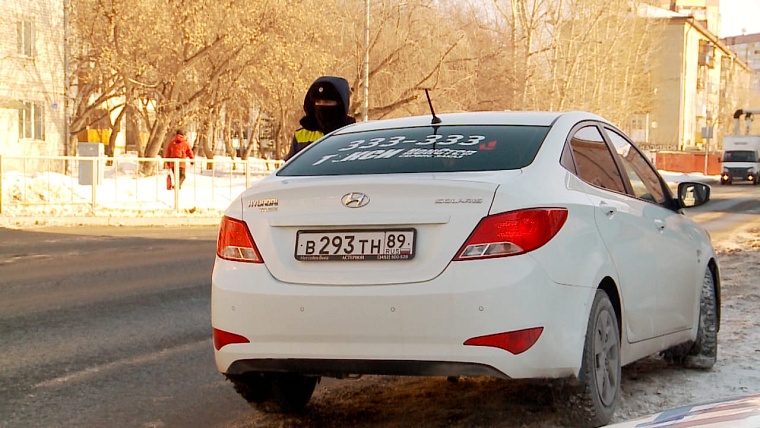 Тюменские гаишники поймали водителя, лишенного в/у, с просроченной миграционной картой