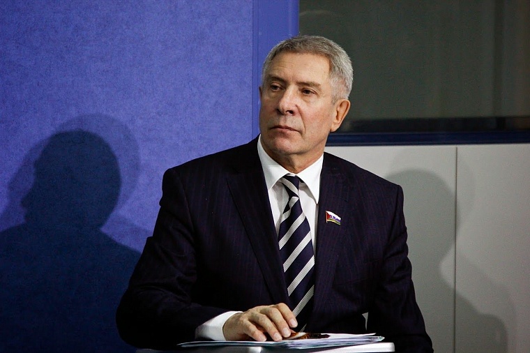 Автошколы заработают по-новому, но демпинг никуда не денется