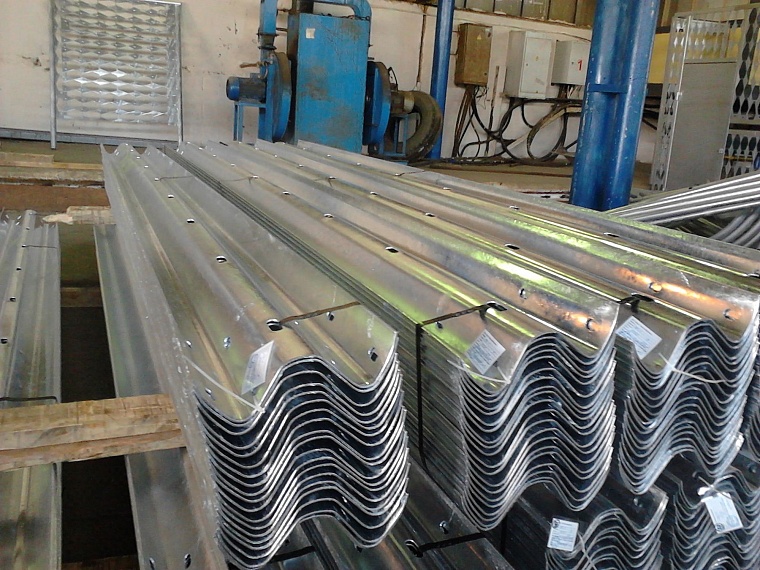 В Тюмени могут появиться гигантские уличные светильники и двухъярусные парковки