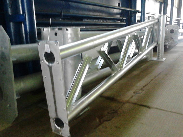 В Тюмени могут появиться гигантские уличные светильники и двухъярусные парковки