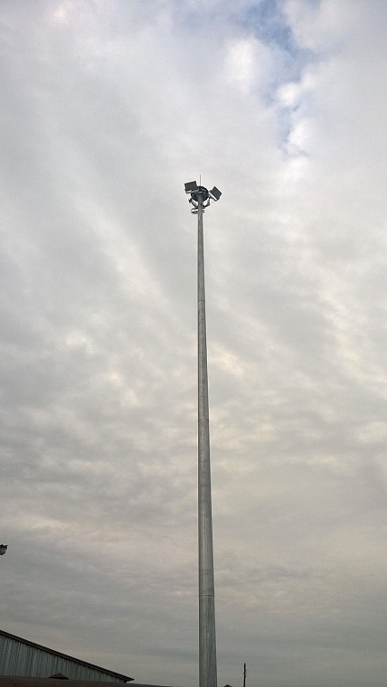 В Тюмени могут появиться гигантские уличные светильники и двухъярусные парковки