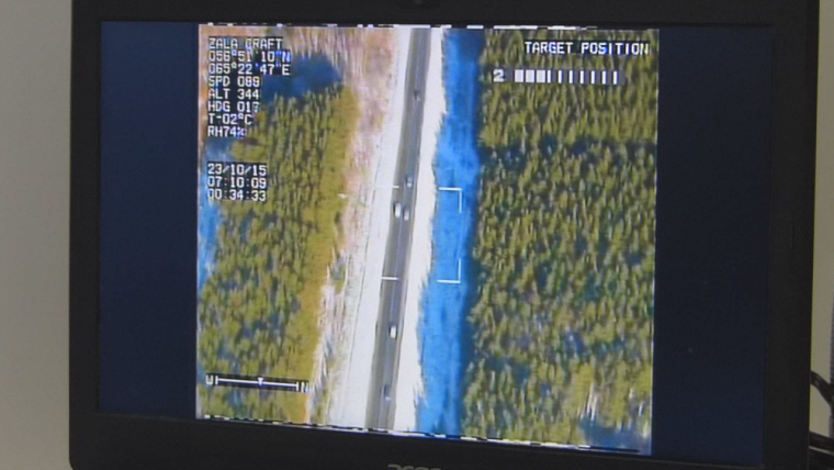 За обгон нарушителей ловит самолет-беспилотник