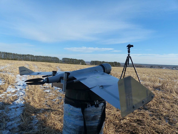 За обгон нарушителей ловит самолет-беспилотник