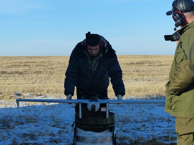 За обгон нарушителей ловит самолет-беспилотник