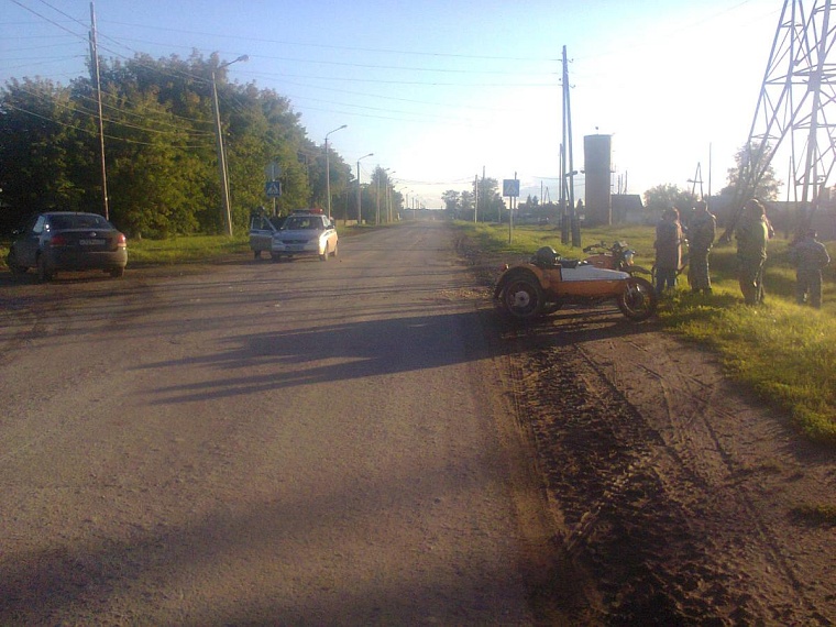 76-летний водитель дважды за ночь попал в аварию
