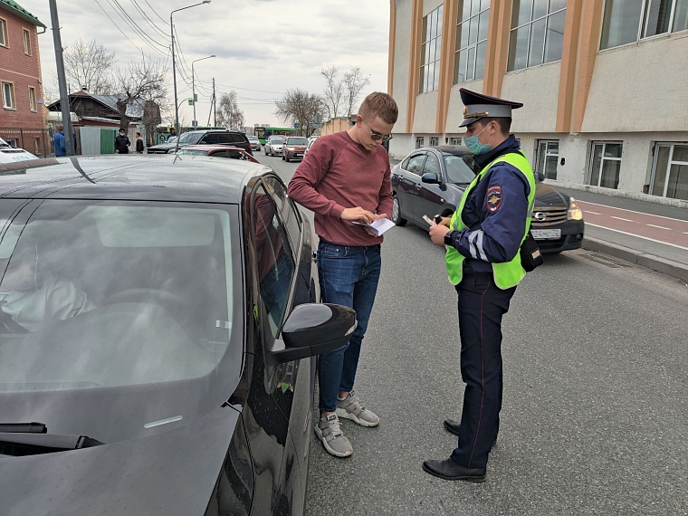 Выйти из сумрака. В Тюмени прошел крупный рейд против тонировок
