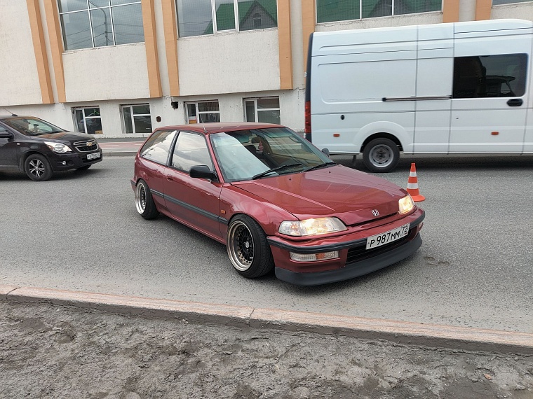 Выйти из сумрака. В Тюмени прошел крупный рейд против тонировок