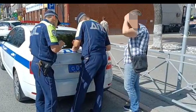 В Тюмени штрафуют велосипедистов и электросамокатчиков за нарушения