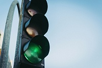 На трёх тюменских перекрестках 2 августа отключат светофоры