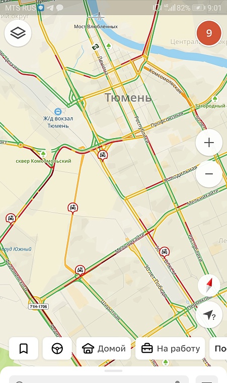 Пробки 9 баллов: утром в понедельник Тюмень парализовал снегопад