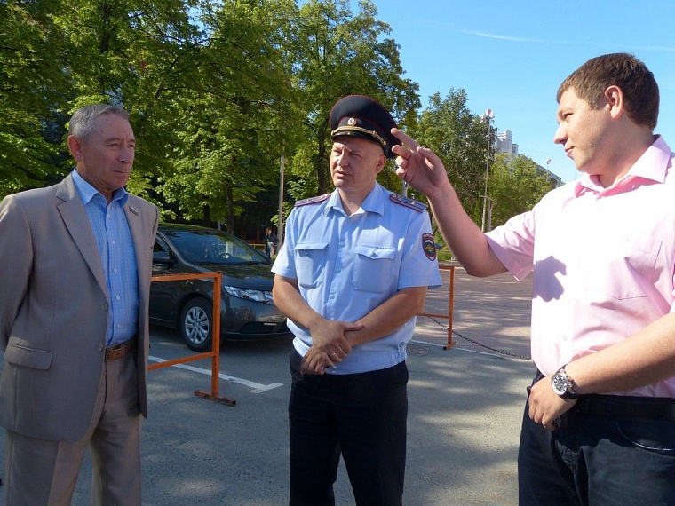 У «Гудвина» 22 парковочных места для инвалидов, а у «Панамы» – 2