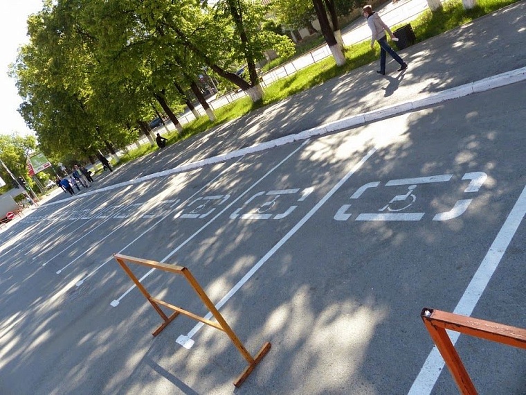 У «Гудвина» 22 парковочных места для инвалидов, а у «Панамы» – 2