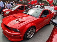 Легендарный Ford Mustang можно увидеть в Тюмени на "Параде красных машин"