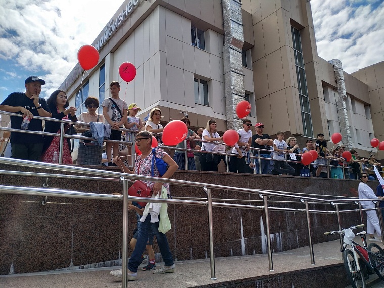 Легендарный Ford Mustang можно увидеть в Тюмени на "Параде красных машин"