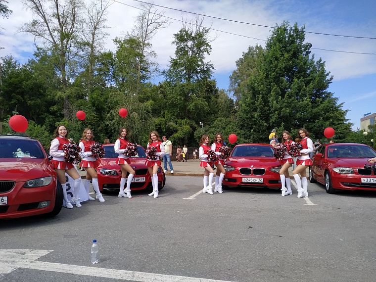 Легендарный Ford Mustang можно увидеть в Тюмени на "Параде красных машин"