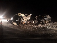 Водитель и пассажирка "Лады" погибли в страшной аварии на трассе Курган - Тюмень