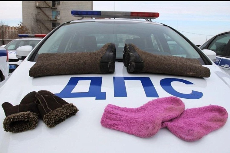 Тюменские автоинспекторы рекомендуют водителям брать с собой теплые вещи