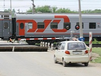 За полгода на переездах Свердловской железной дороги произошло 5 ДТП