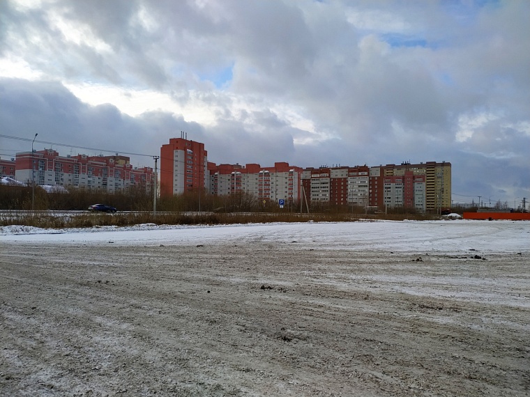 Нелегальный автодром. Гонщики не дают спать тюменцам с улицы Газпромысловой