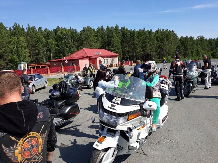 В честь 440-летия освоения Сибири мотоциклисты проедут 4 400 километров до Тобольска