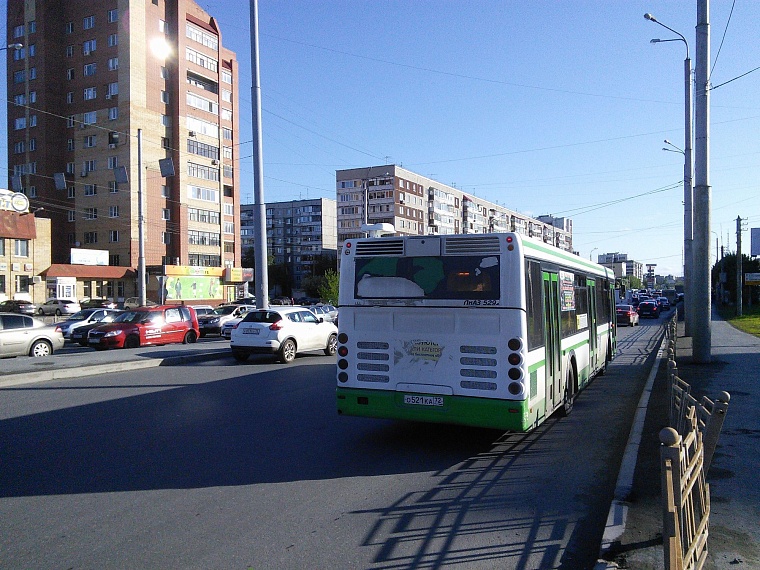 Общественный транспорт на Пермякова и Широтной хотят запустить по выделенным полосам