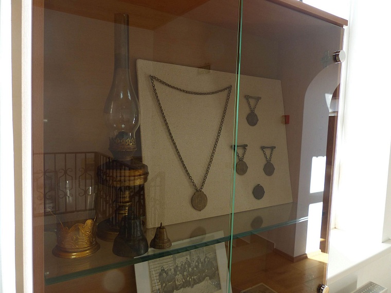 Экспонаты нового музея на родине Распутина сохранились благодаря эмигрантам