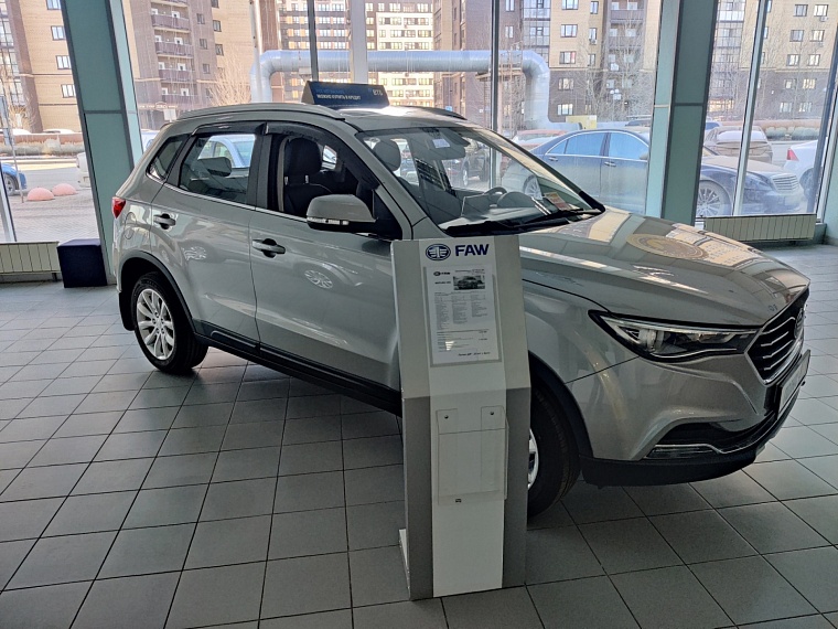 "Китай к нам не торопится". Что творится с поставками и ценами на китайские авто в Тюмени